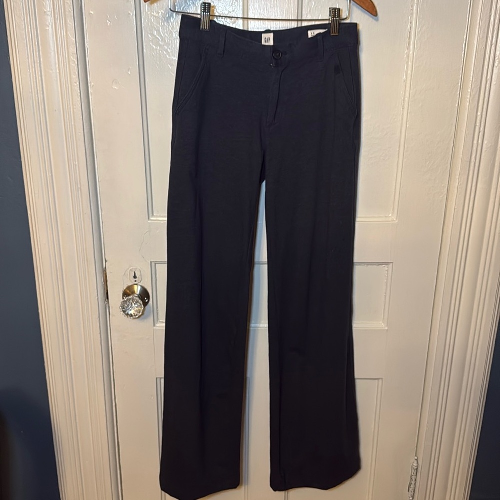 GAP wide leg pants in dark navy. Very comfy and soft. 0R.